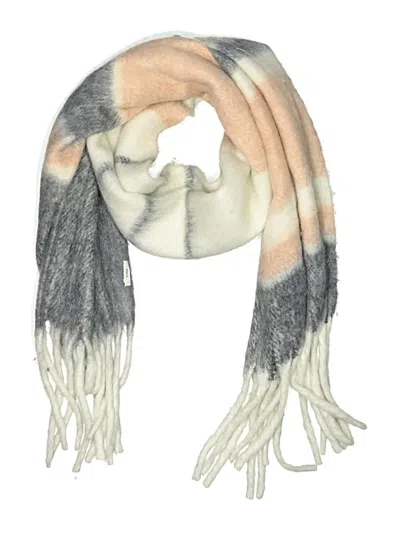 Pre-owned Mng Scarf In Ivory