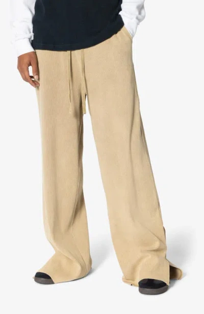 Mnml Slinky Corduroy Sweatpants In Earth