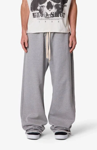 Mnml Ultra Baggy Wide Leg Sweatpants In Gray
