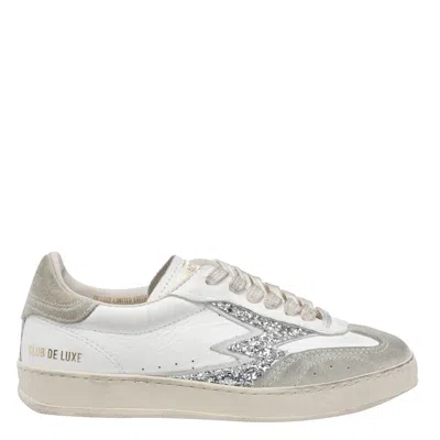 Moa Master Of Arts Sneakers In White