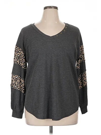 Pre-owned Moa Moa Long Sleeve Top Gray V-neck Tops