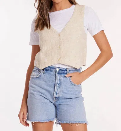 MOD-O-DOC BUTTON FRONT VEST IN NATURAL