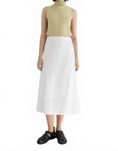 Mod Ref Marian Sleeveless Top In Green In White
