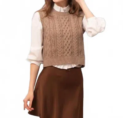 Mod Ref Sunna Knit Vest In Mocha In White
