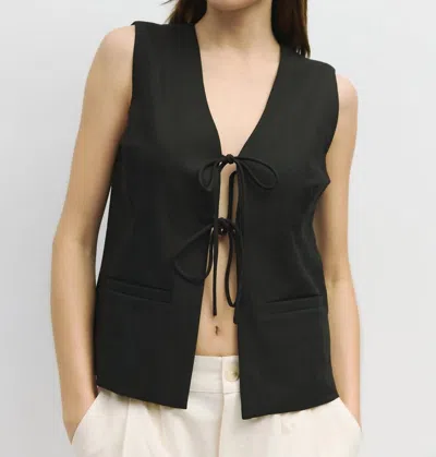 Mod Ref Tie Front Vest In Black
