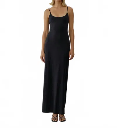 Mod Ref Women's Tris Dress In Black
