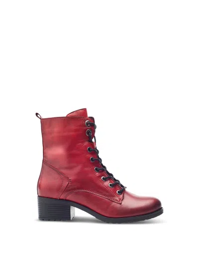 Moda In Pelle Bezzie Boots In Dark Red