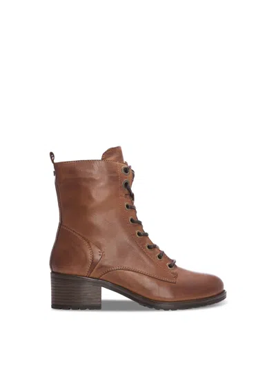 Moda In Pelle Bezzie Boots In Tan