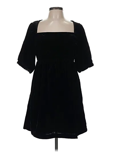 Pre-owned Modcloth Casual Dress In Black