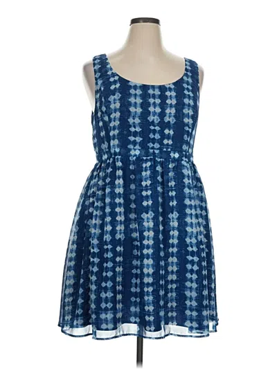 Pre-owned Modcloth Casual Dress In Blue