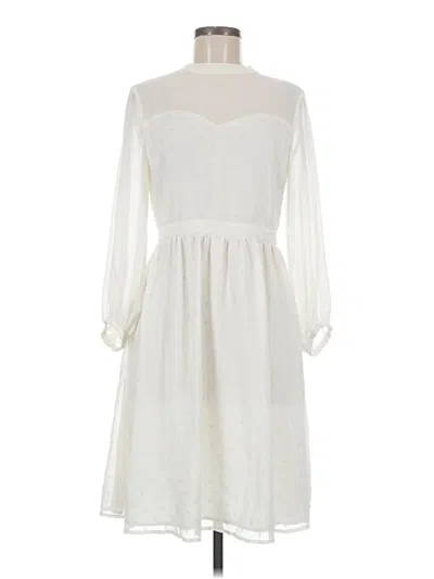 Pre-owned Modcloth Casual Dress In Ivory