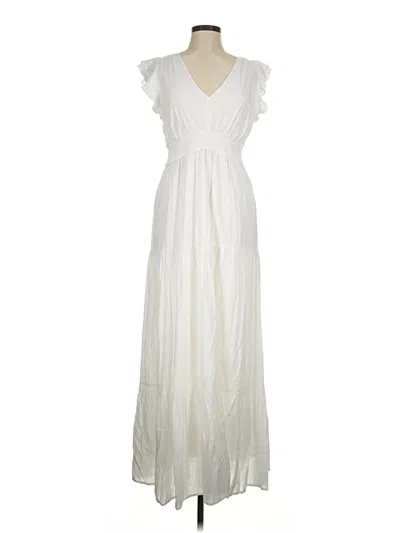 Pre-owned Modcloth Casual Dress In Ivory