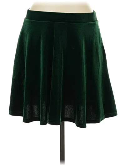 Pre-owned Modcloth Casual Skirt In Green