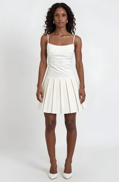 Modenaire Fit And Flare Pleated Mini Dress With Spaghetti Straps And Scoop Neck In White