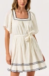 Modenaire Short-sleeve Square-neck Mini Dress With Contrast Trim In White/black Trim
