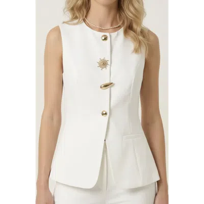 Modenaire Sleeveless Tailored Blazer Top With Button Detail In White