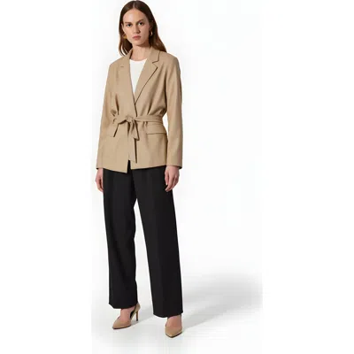 Modenaire Tailored Belted Blazer With Notch Lapels And Flap Pockets In Neutral