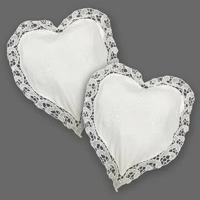 Modern Heirloom Alice Heart Vintage 2-piece Pillow Set In White