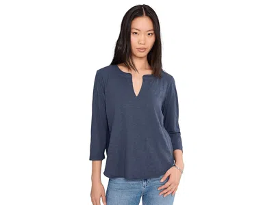 Mod-o-doc 3/4 Sleeve Split Neck Mandarin T-shirts In Blue