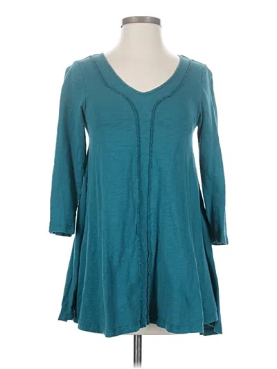 Pre-owned Mod-o-doc 3/4 Sleeve Top Teal V-neck Tops