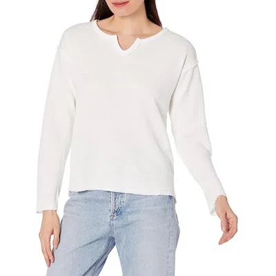 Mod-o-doc Top Women's White Armhole Notch Neck Long Sleeve Pullover Frog843