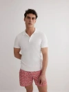 Moeva Johan In White