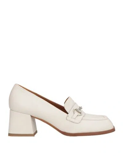 Mohai Woman Loafers Off White Size 9 Calfskin