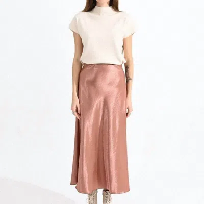 Molly Bracken Satin Midi Skirt In Pink