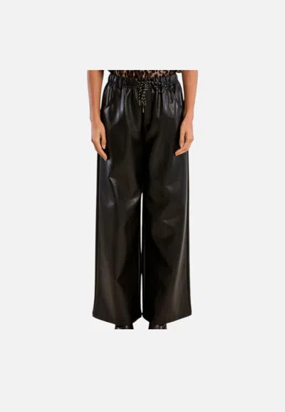 Molly Bracken Women's Trousers  Rf101eh In Black