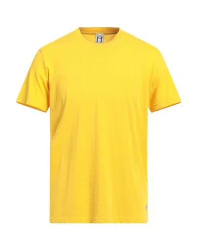 Molo Eleven Man T-shirt Yellow Size L Cotton
