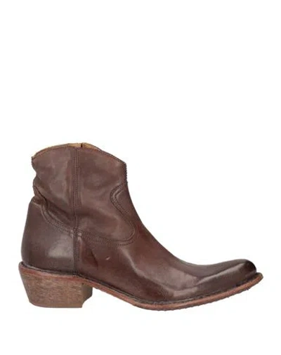 Moma Ideal Block Woman Ankle Boots Chocolate Brown Size 11 Leather
