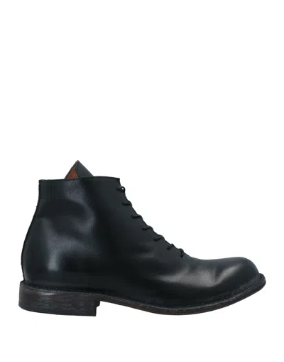 Moma Ankle Boots In Black