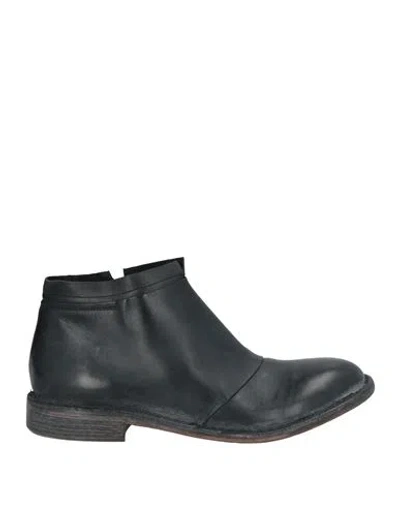 Moma Ankle Boots In Black