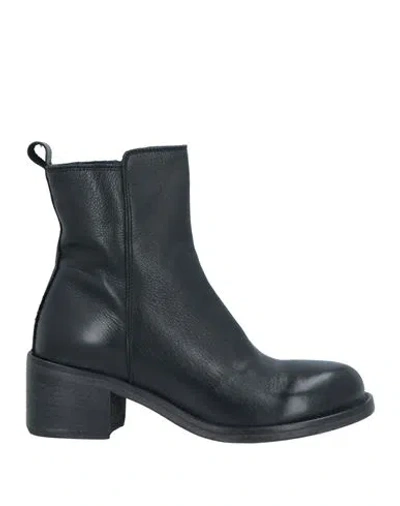 Moma Woman Ankle Boots Black Size 11 Calfskin