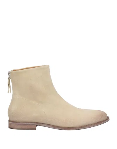Moma Ankle Boots In Beige