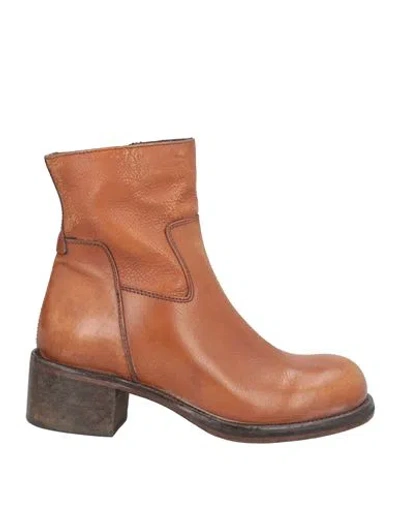Moma Woman Ankle Boots Tan Size 8 Calfskin