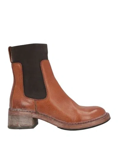 Moma Woman Ankle Boots Tan Size 8 Leather