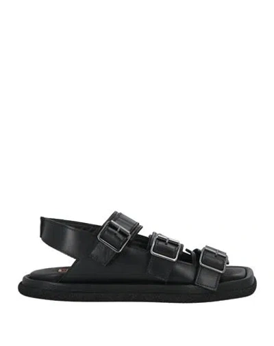 Moma Lux Buckled Leather Sandals In Black