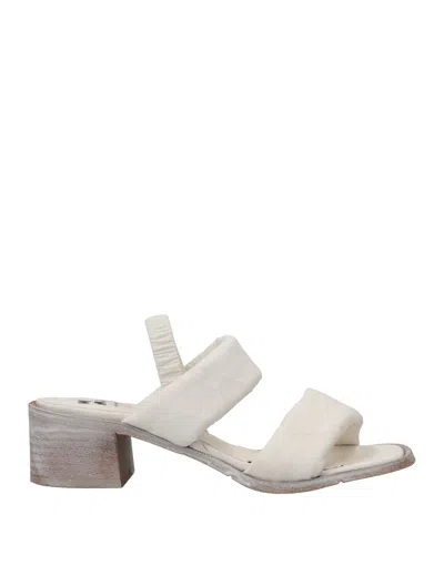 Moma Sandals In White