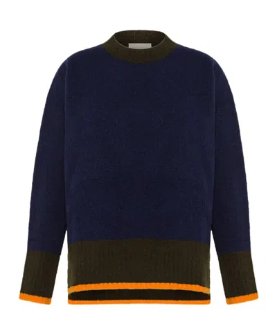 Momoní Inu Round Neck Sweater In Black