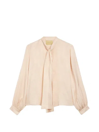 Momoní Dryas Animalier Jacquard Pussy-bow Shirt In Pink