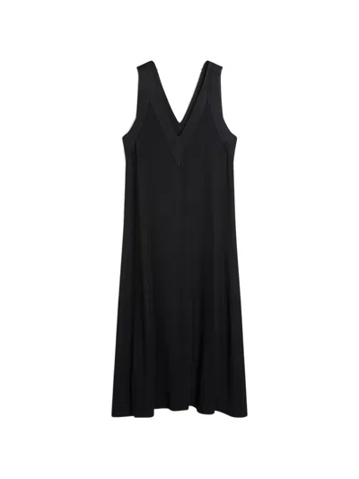 Momoní Eisla Sleeveless Midi Dress In Black