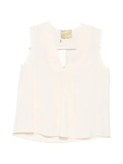 Momoní Blouse Juana With V-neck In White