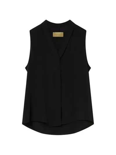 Momoní Kiri Sleeveless Shirt In Black
