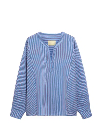 Momoní Prickly Striped V-neck Blouse In Blue