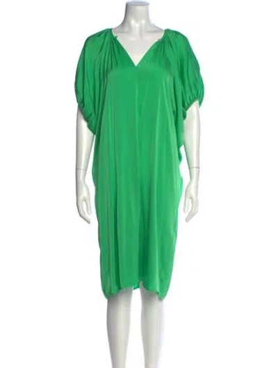 Pre-owned Momoní Silk Knee-length Dress In Green