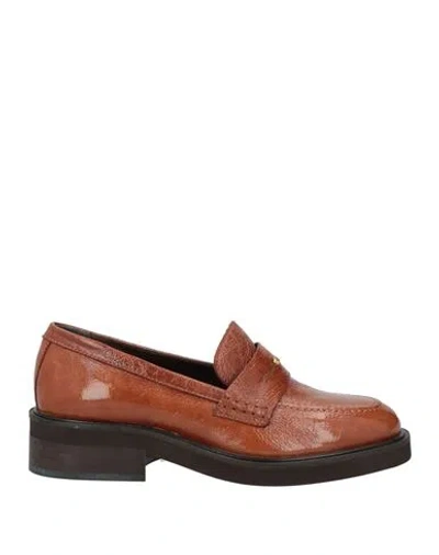 Momoní Woman Loafers Brown Size 8 Leather