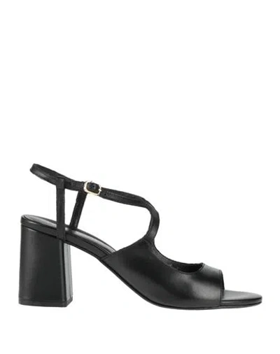 Momoní Woman Sandals Black Size 8 Leather