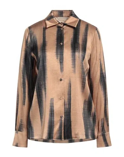 Momoní Woman Shirt Camel Size 8 Silk, Elastane In Brown