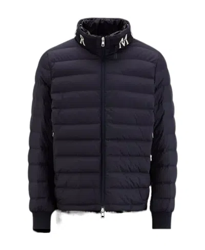 Moncler Akio Padded Jacket In Blue
